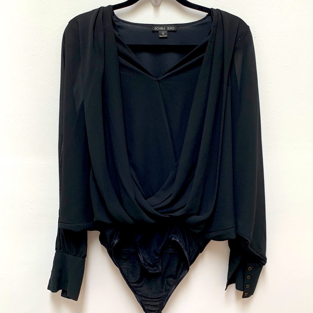 Double Zero Black small blouse open arms